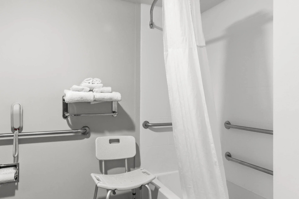 Quality Inn & Suites Nashville - Bellevue