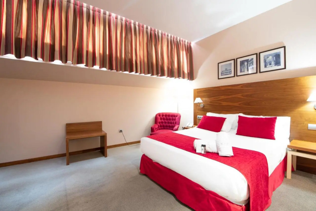 Hospedium Hotel Casino Del Tormes