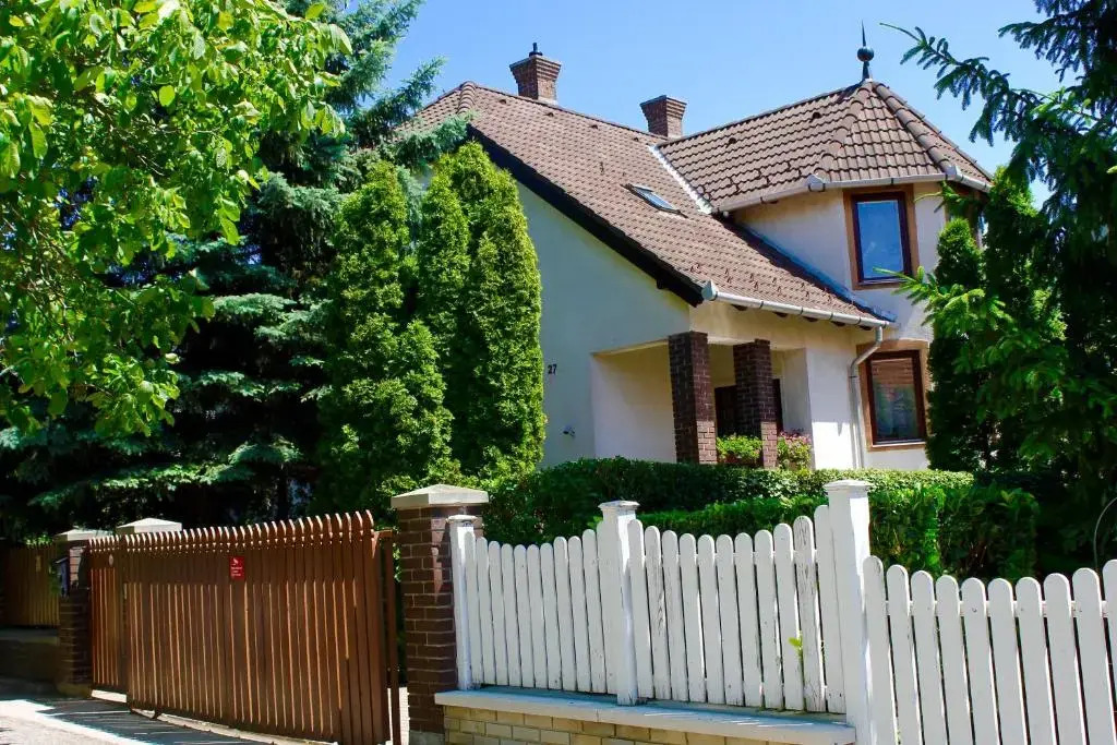 Rózsaház