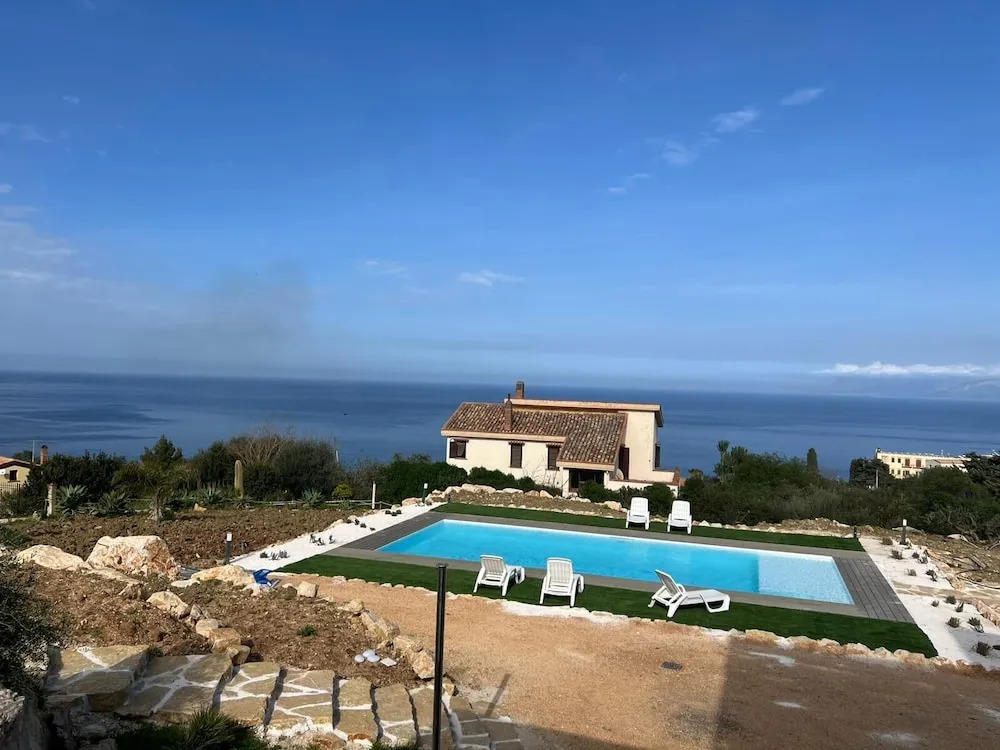 La Veranda Sul Mare Apartment 2 Km From the Zingaro Nature Reserve