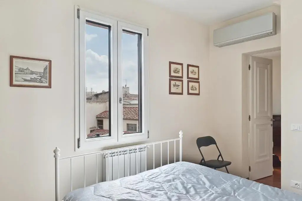 Anguillara in the Heart of Florence
