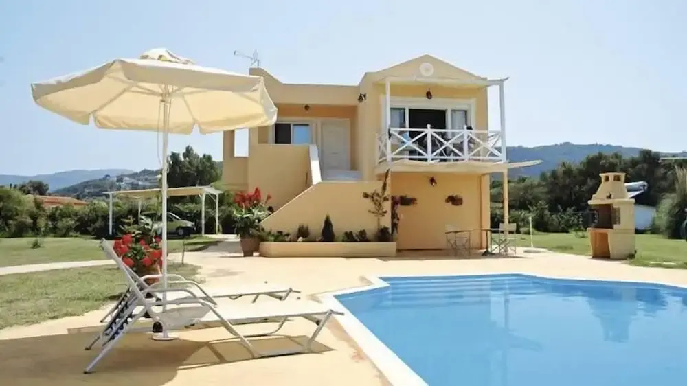 Gyra Villas - Villa Adonis with private pool