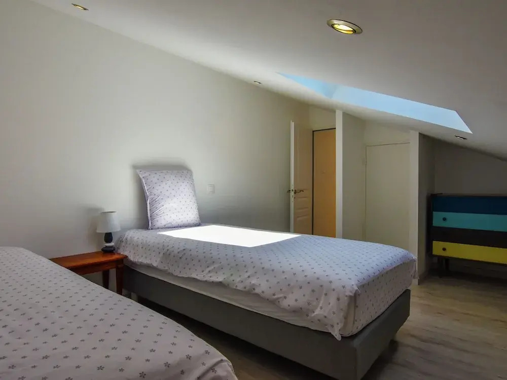 Romantic City House With Private Terrace and 15 min From the Beach