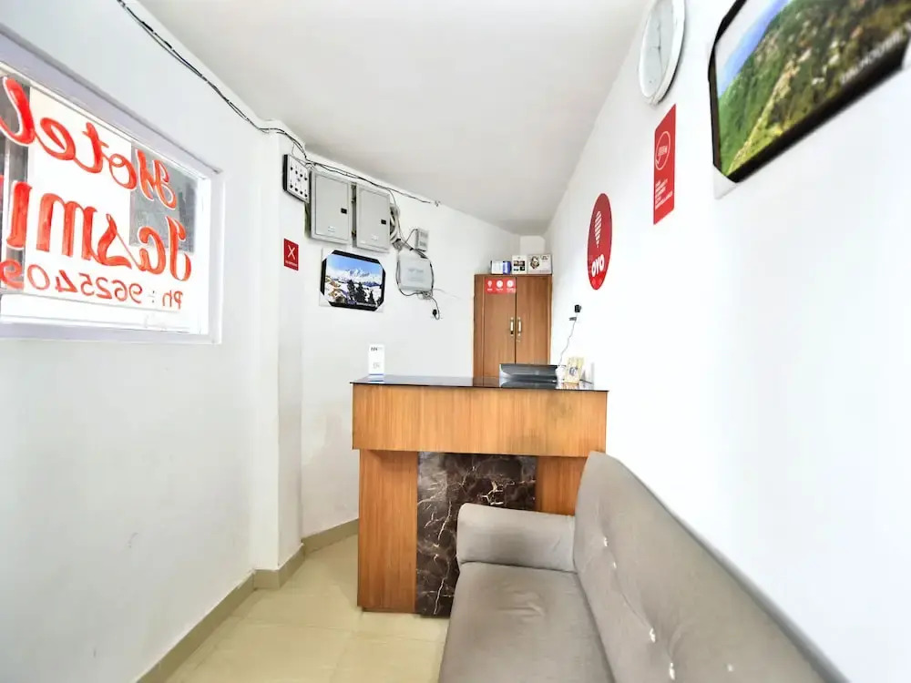 OYO 12023 Hotel Jasmine