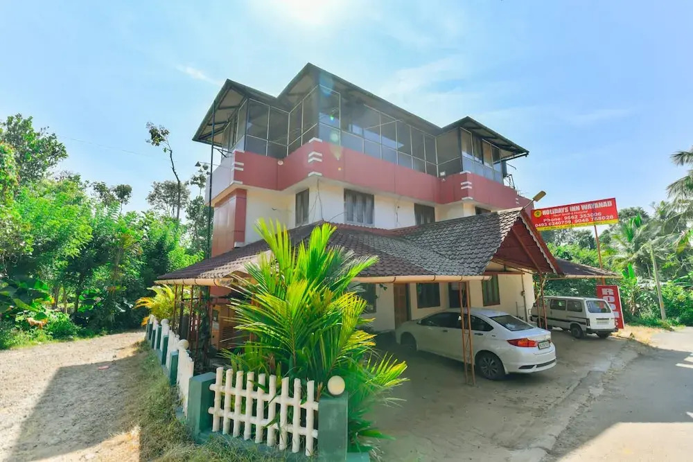 OYO 22767 Holidays Inn Wayanad