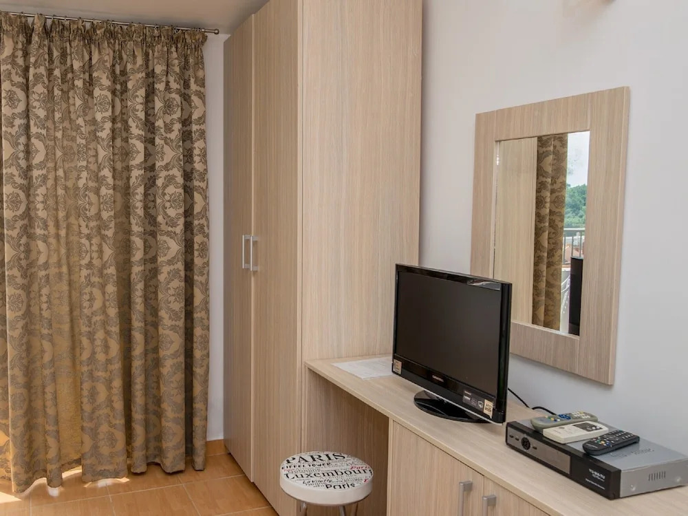 Apartments Vjera Petrovac