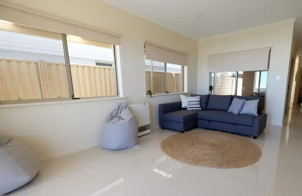 Ochre Point Beach House on Moana Seafront