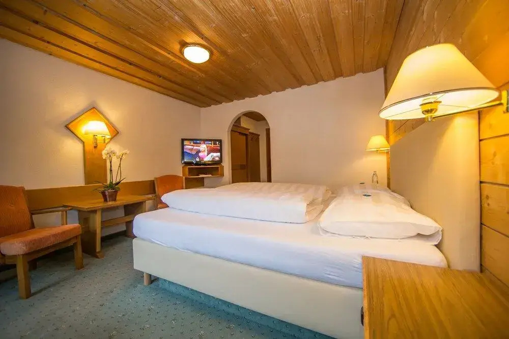 Hotel Cresta