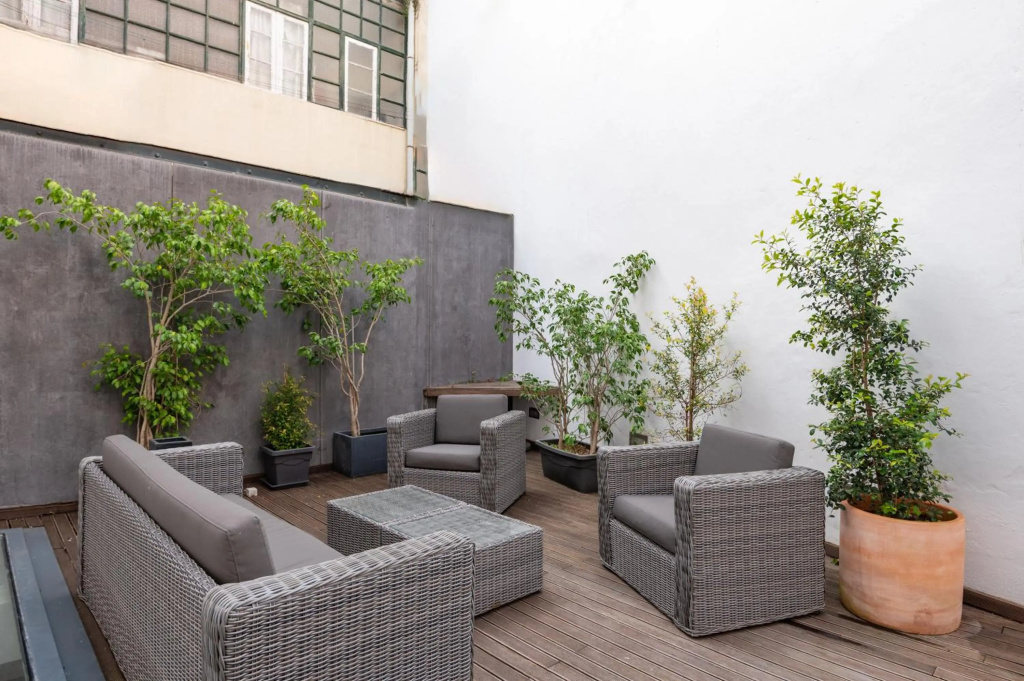 Bica FLH Suites