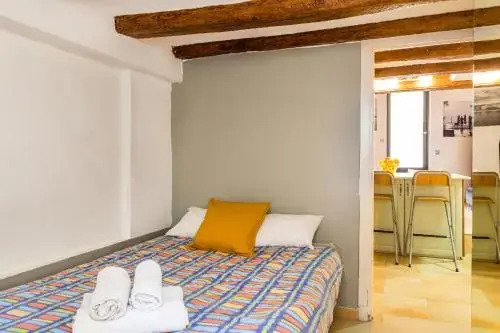 Beach Style Loft, 5 Min From the Beach