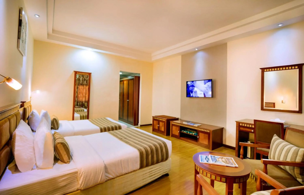 Hamdan Plaza Hotel Salalah, an HTG Hotel