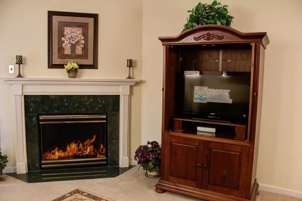 Whispering Pines 422