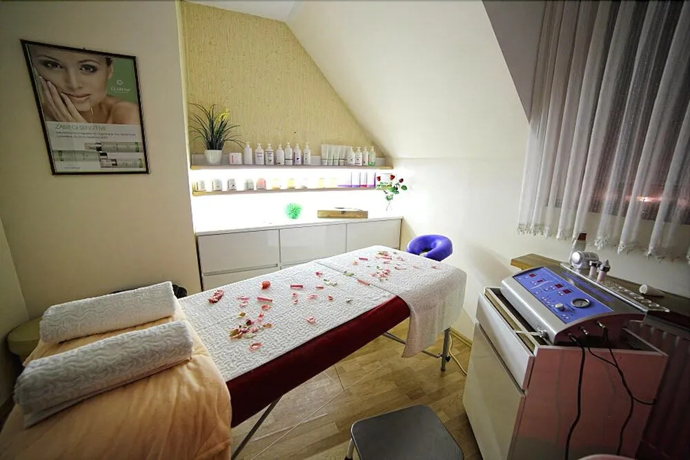 Hotel Kompleks Beskid z basenem i stokiem narciarskim - blisko Babiej Góry