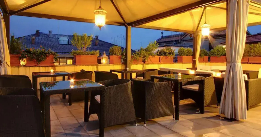 The B Place Hotel