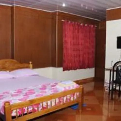 Sanam Beach House