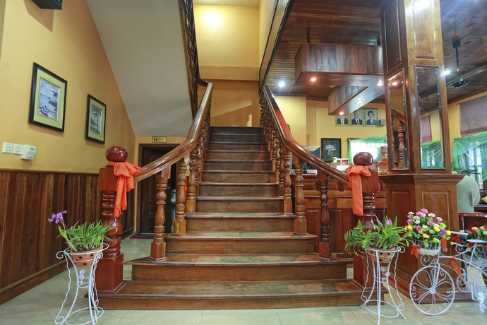 Im Malis Hotel