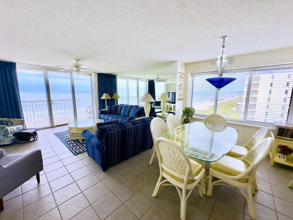 Crescent Shores S 712 4 Bedroom Condo