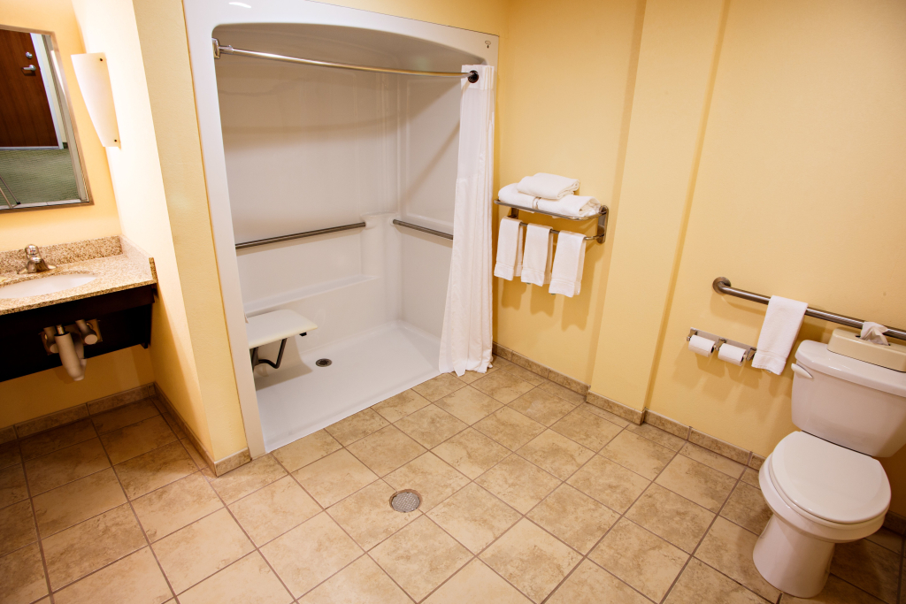 Holiday Inn Express & Suites Harrisburg West