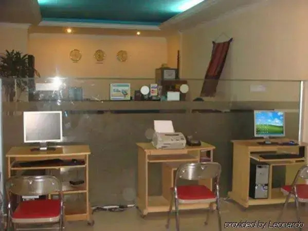 Skyway Hotel