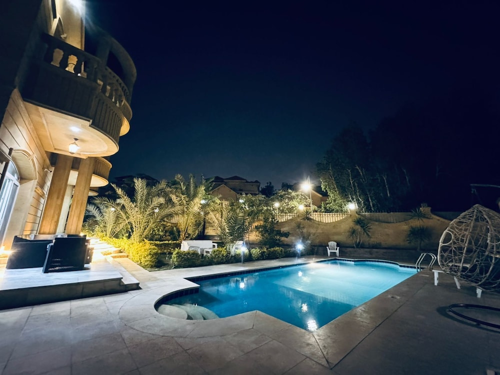 ELITE Premium 6BR Family Villa with Pool