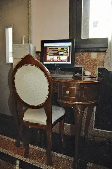 Hotel President