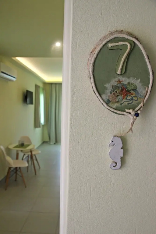 Effi Apartments