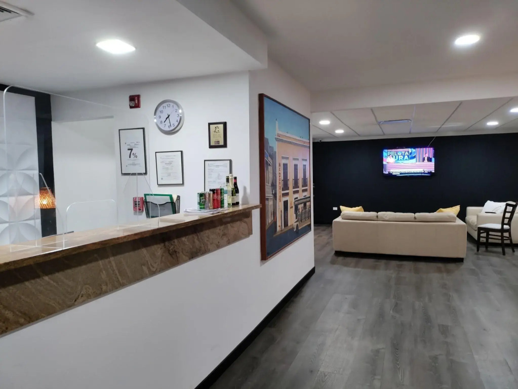 SJ SUITES HOTEL