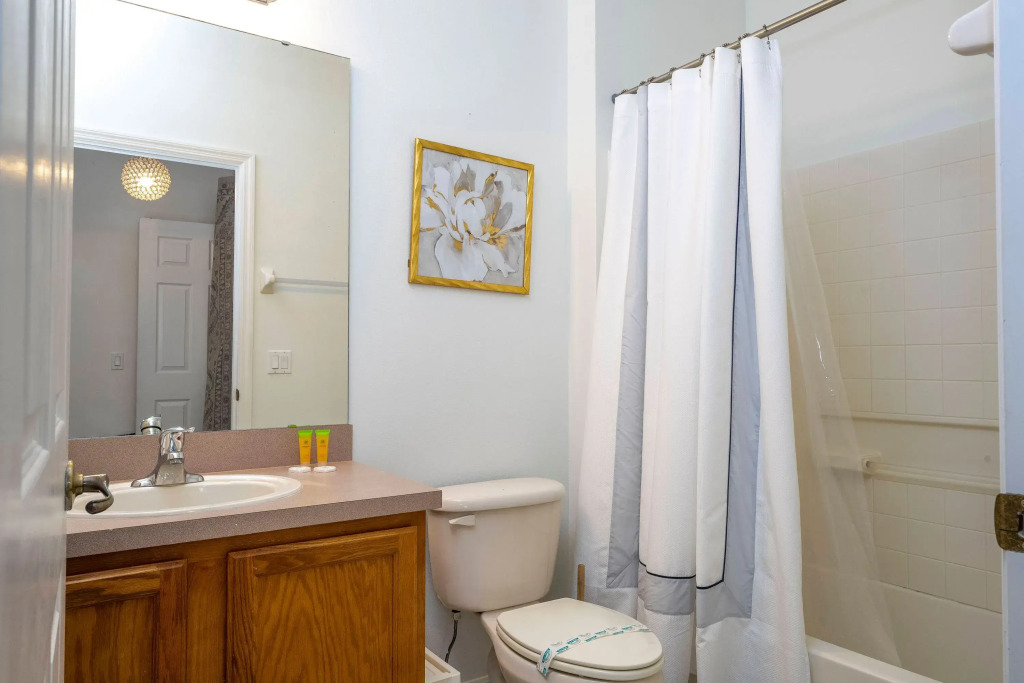 4 Bedrooms Close to Disney