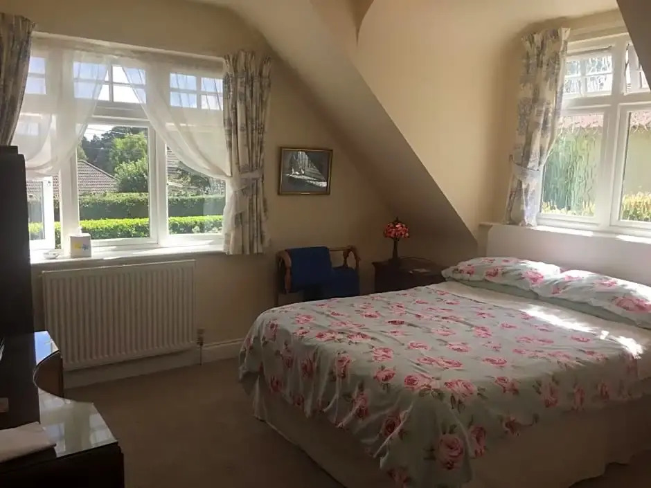 Heatherdene House