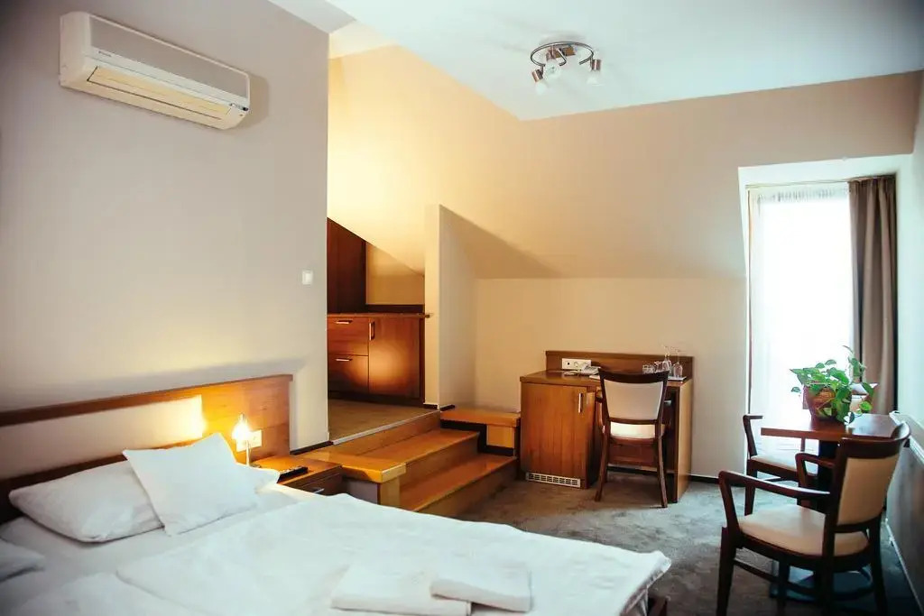 Oliva Hotel