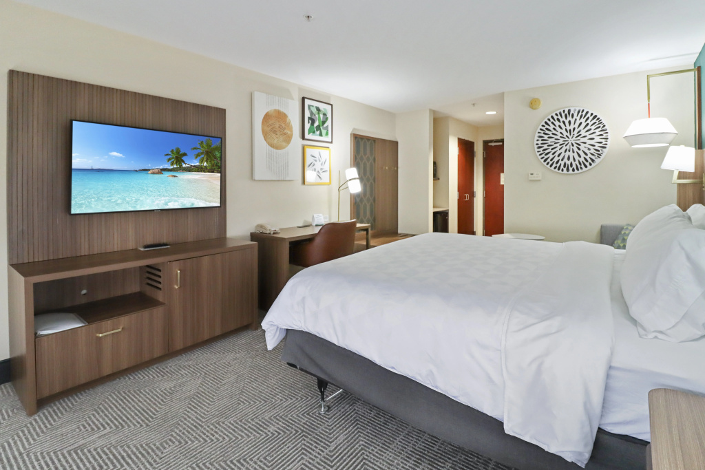Holiday Inn Quincy East by IHG
