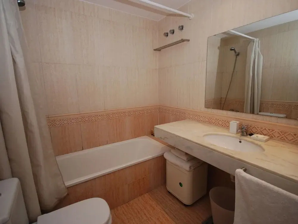 Apartment in Sant Feliu Near the Beach