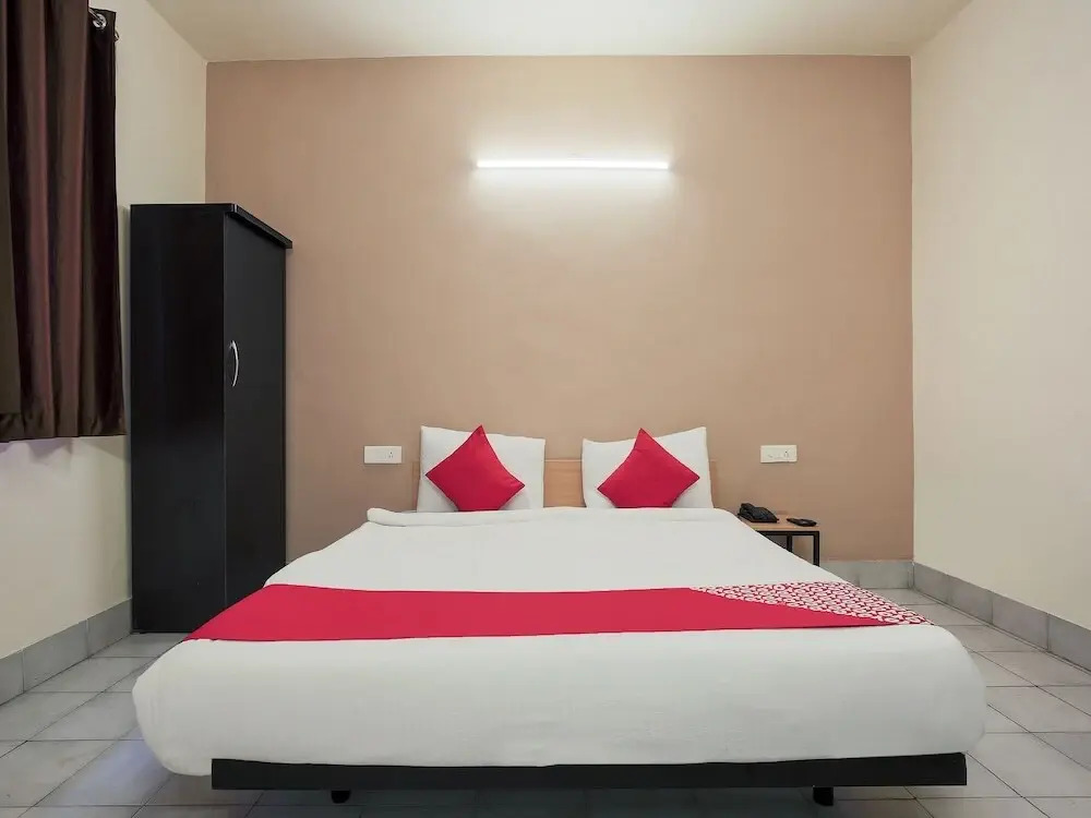 Sher Singh Palace by OYO Rooms