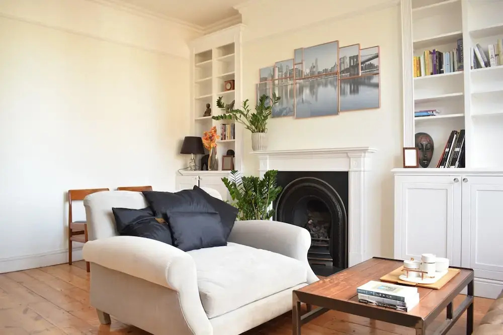 1 Bedroom Primrose Hill Apartment