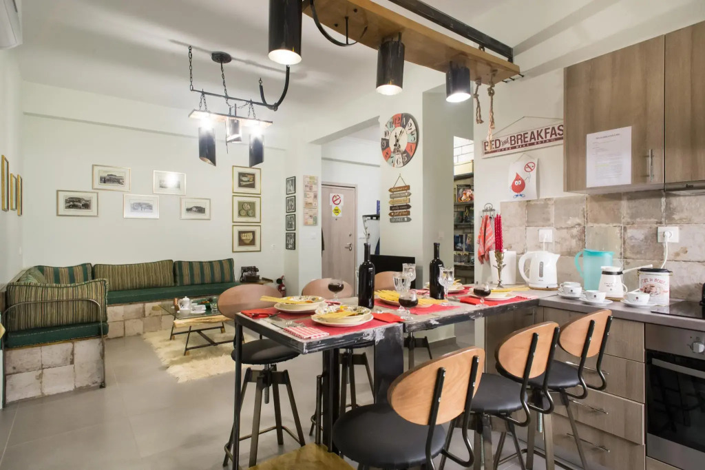 Metro Thission Apt (100 Meters From Acropolis )