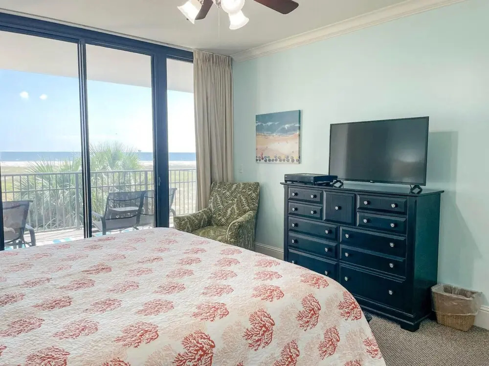 220 Holiday Isle 220 by ACP