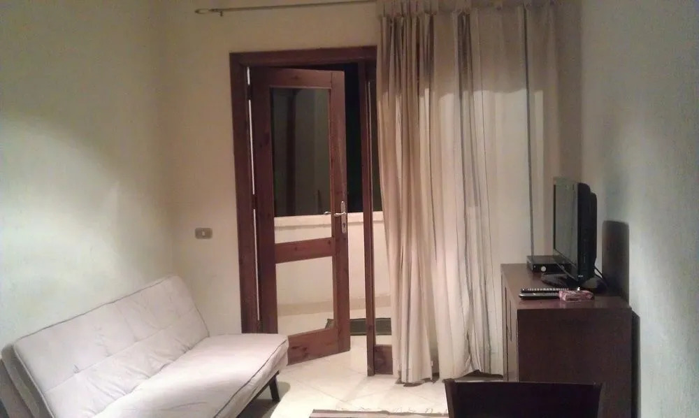 Criss Haya Apartments