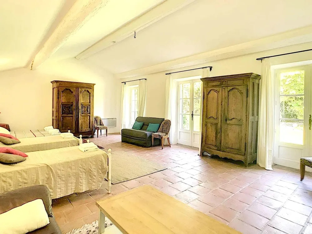 Villa with 6 Bedrooms in Saint-Rémy-De-Provence, with Private Pool, Enclosed Garden And Wifi - 266 Km From the Beach