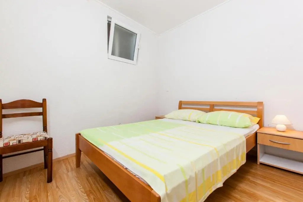 Apartments Klarić 3406