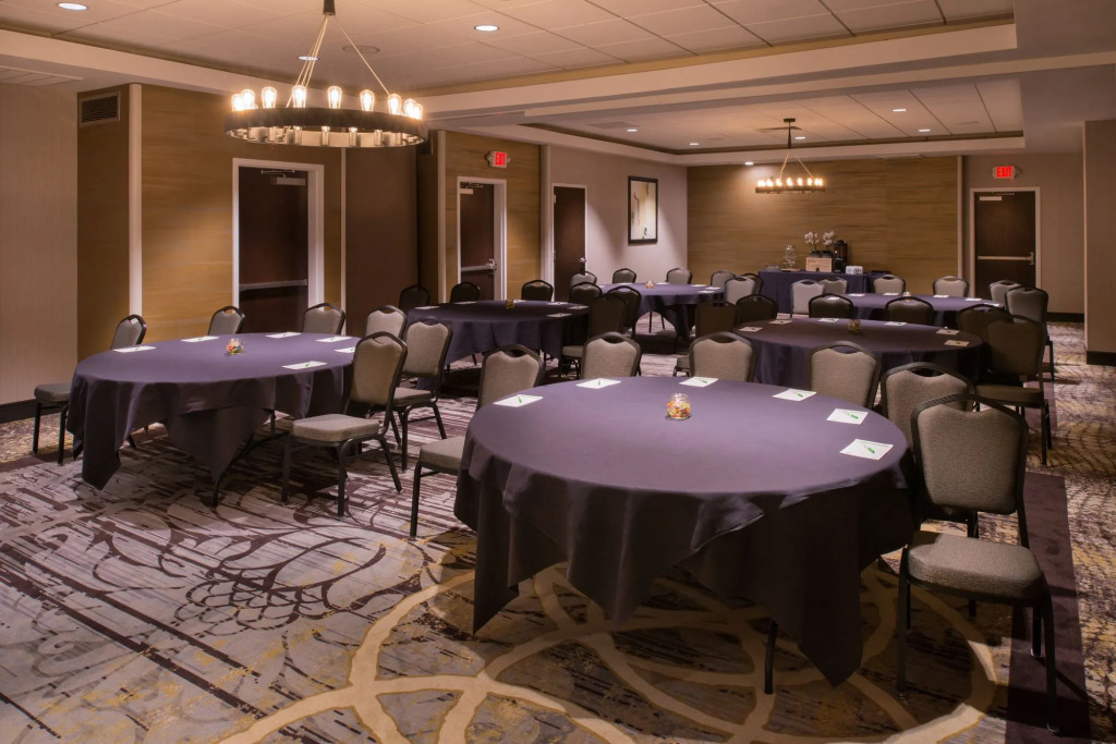 Doubletree By Hilton Raleigh Crabtree Valley