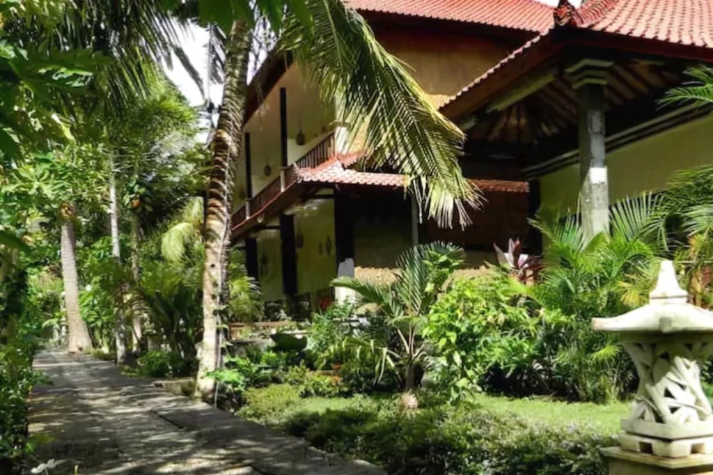 Bali Bhuana Beach Cottages