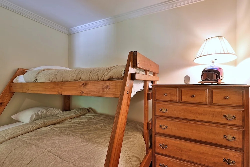Tanglewood Chalet- 4 BR 4 BA Family Home in Killington, Perfect for Groups home