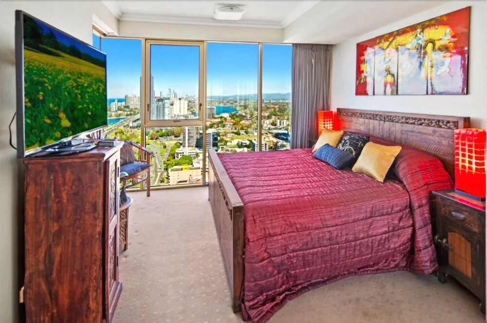 Luxury 3BR Apt with Incredible Views