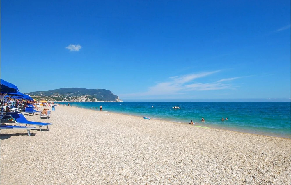 Nice Apartment in Marcelli With Wifi and 1 Bedrooms