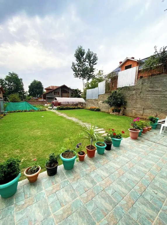 Anjeer villa