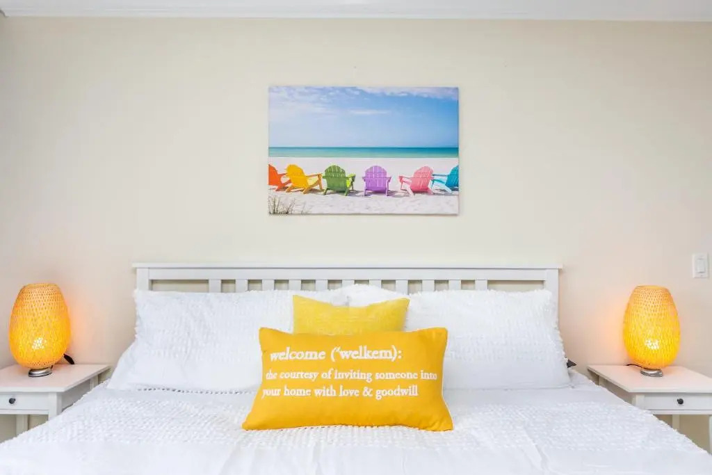 Ocean Beach Condo 3BR On the Sand 811