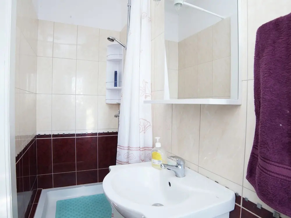 Cosy Apartment Overlooking City Walls and Island Lokrum, Private Terasse, Wi-fi