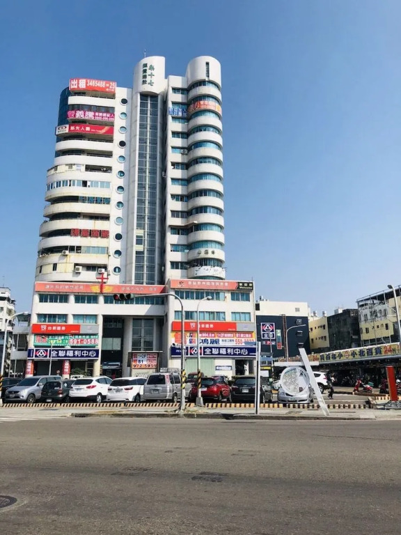 Jing Chen Commercial Hotel