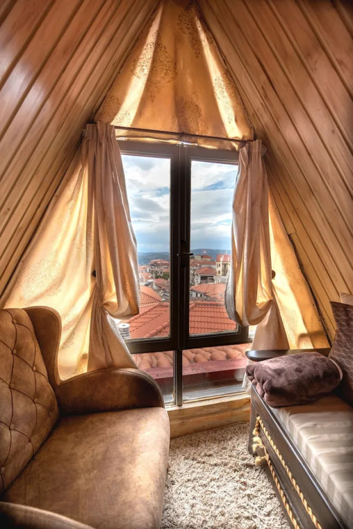 Lykovrisi guest house