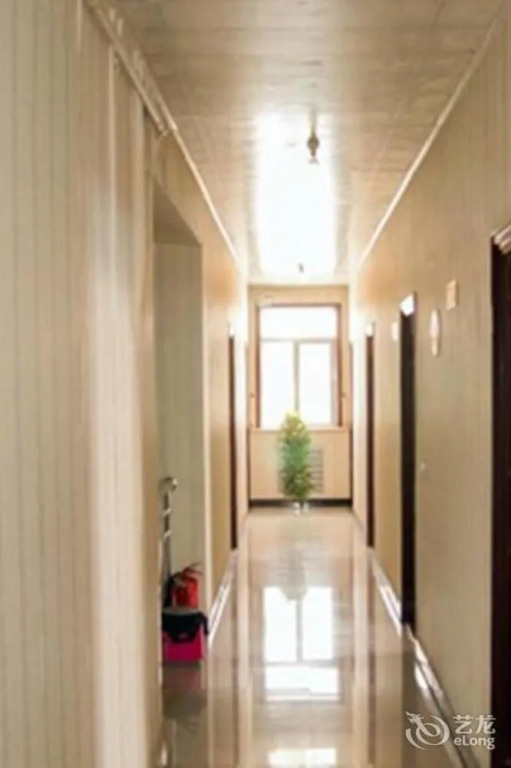 Yijia Express Hotel Taiyuan Wusu Airport